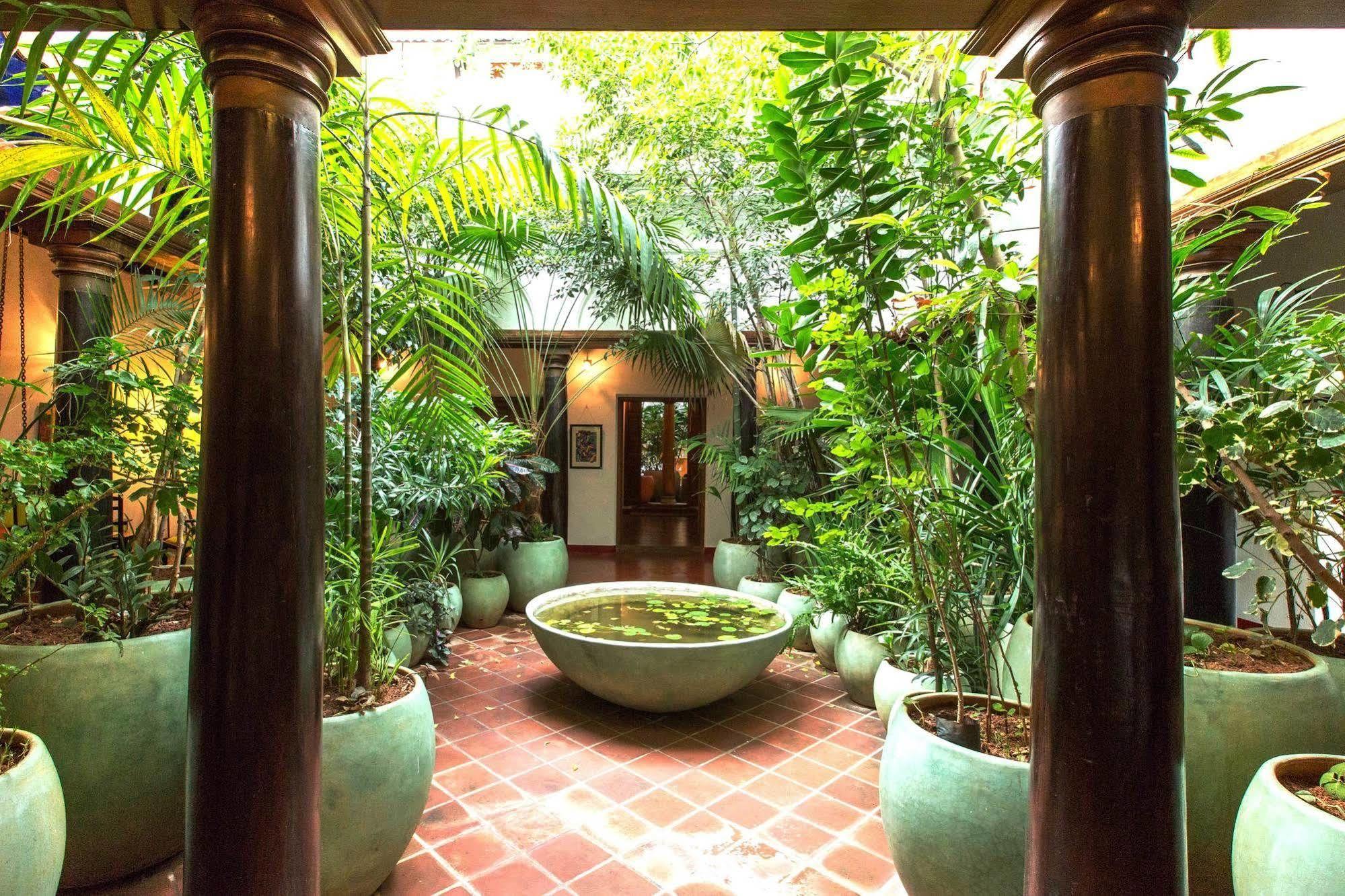 Maison Perumal Pondicherry - A Cgh Earth Experience Ngoại thất bức ảnh